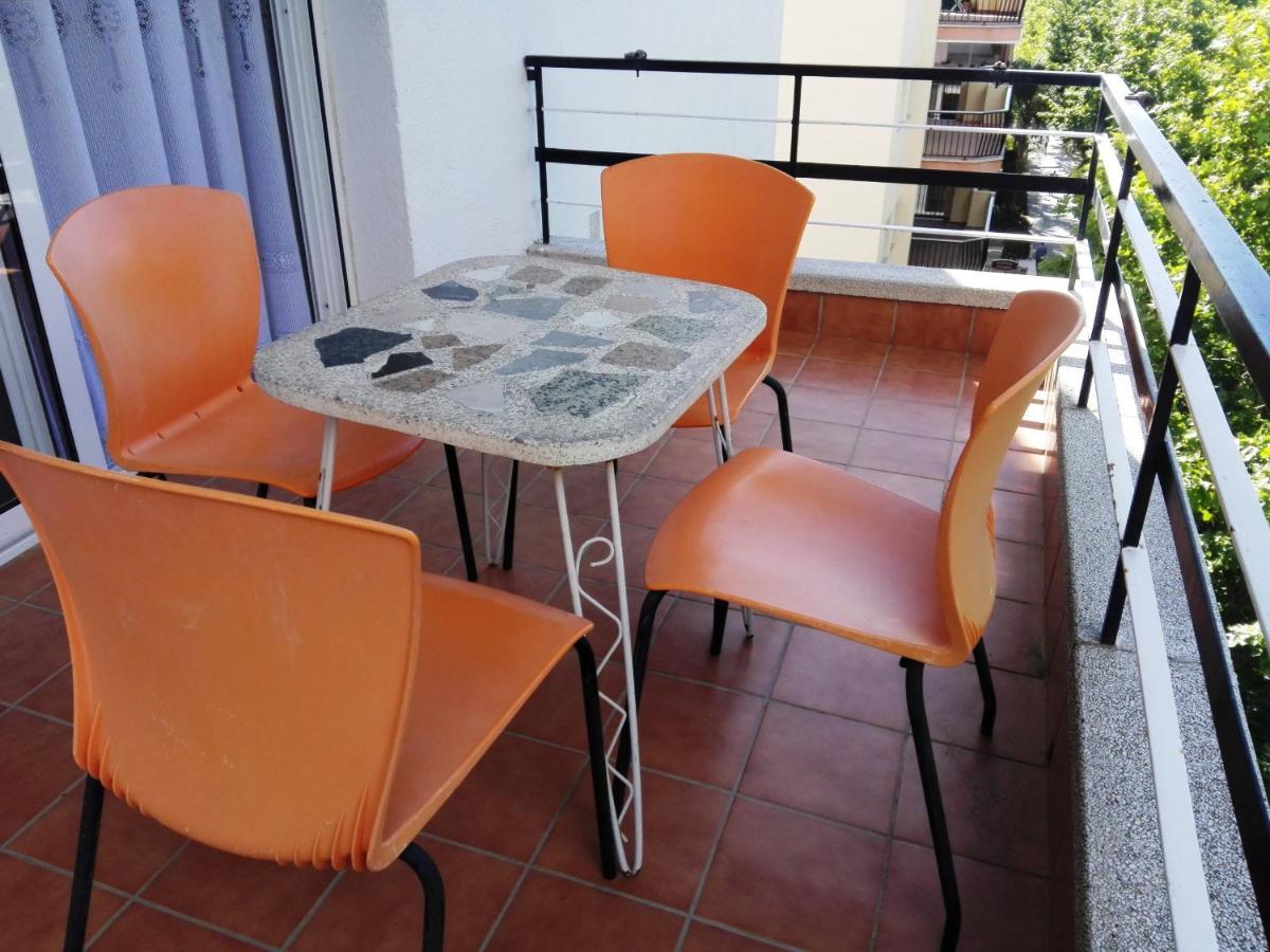 Zeus Alexis II Apartman Salou Kültér fotó