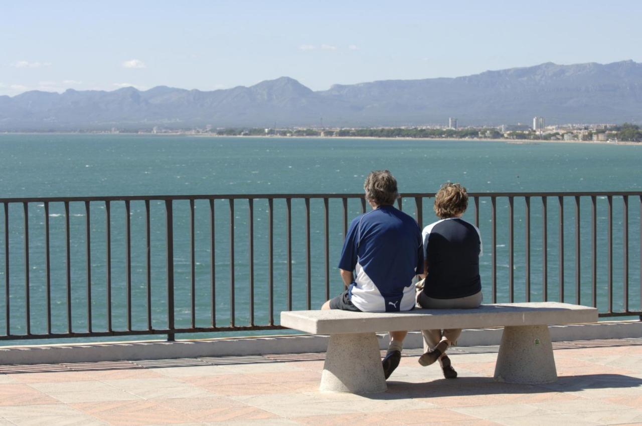 Zeus Alexis II Apartman Salou Kültér fotó