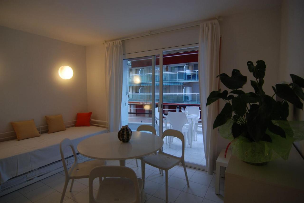 Zeus Alexis II Apartman Salou Kültér fotó